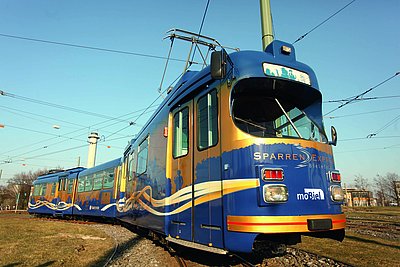 Die Straßenbahn Sparrenexpress der moBiel GmbH.